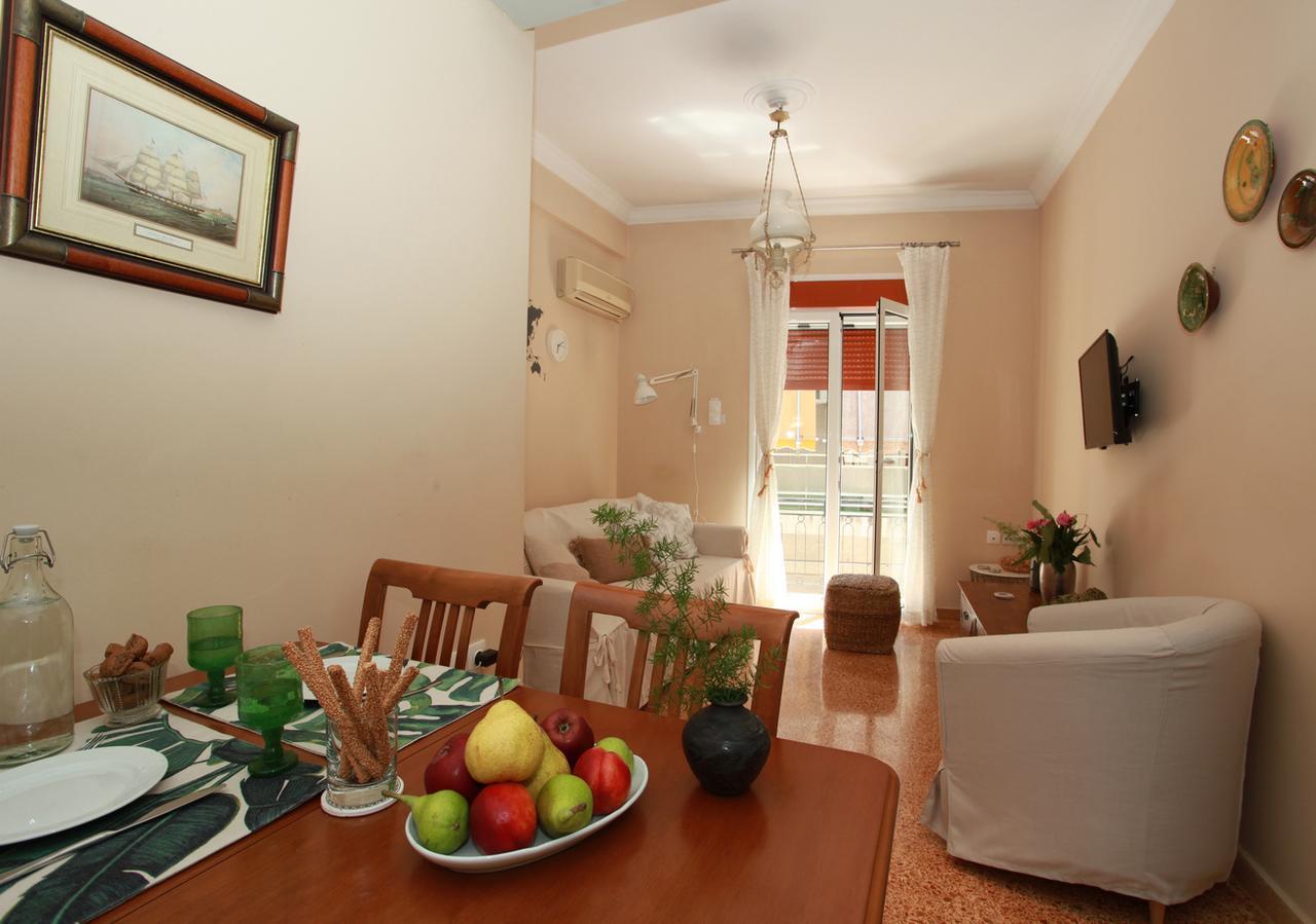 A Skip Away From The Acropolis Museum - 1 Bdrm Apartment Athens Exterior photo